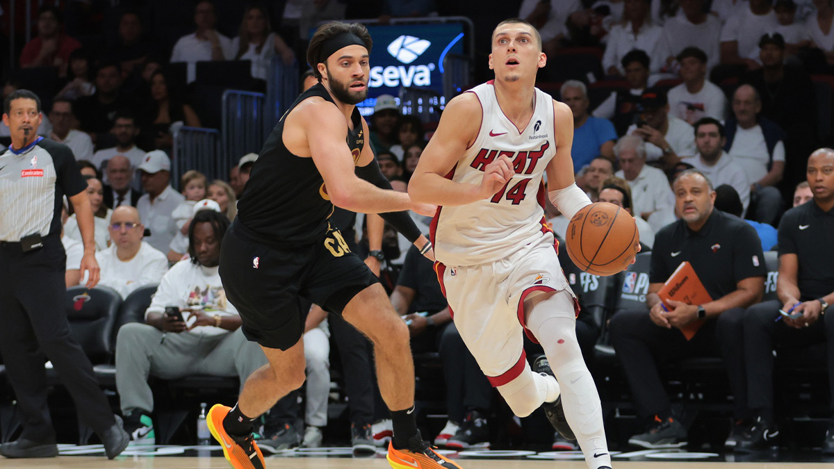 爱游戏体育-关于赛后迈阿密热火调整名单以备NBA季后赛，遗憾出局环节打磨，态度坚定，更衣室氛围转暖的信息